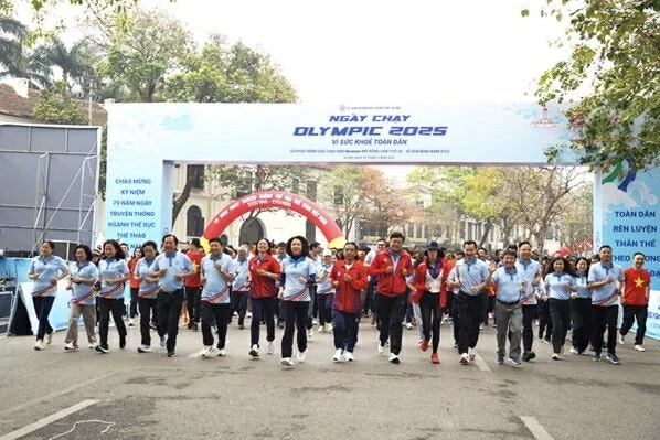 Hanoi – The City of Runners