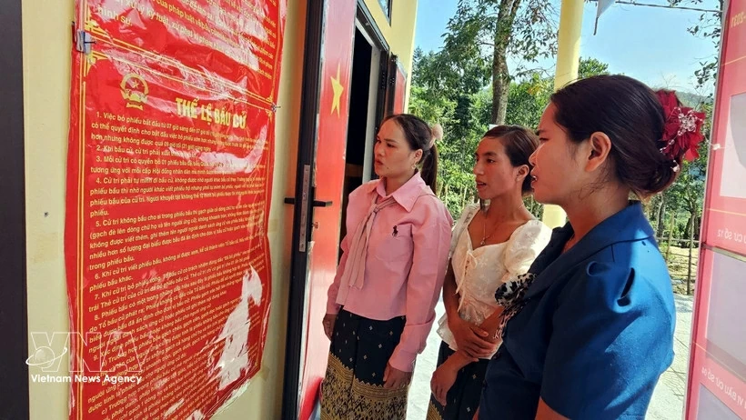 Bru–Van Kieu ethnic minority villagers in Quang Tri gear up for early voting