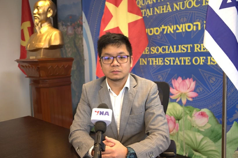 Vietnamese citizens in Israel advised to follow new safety measures from local guidelines
