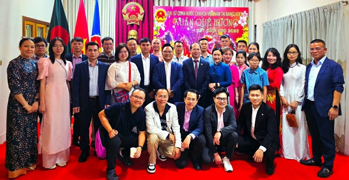 Homeland Spring 2026: Large gathering of Overseas Vietnamese and Bangladeshi friends