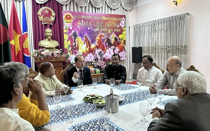 Homeland Spring 2026: Large gathering of Overseas Vietnamese and Bangladeshi friends