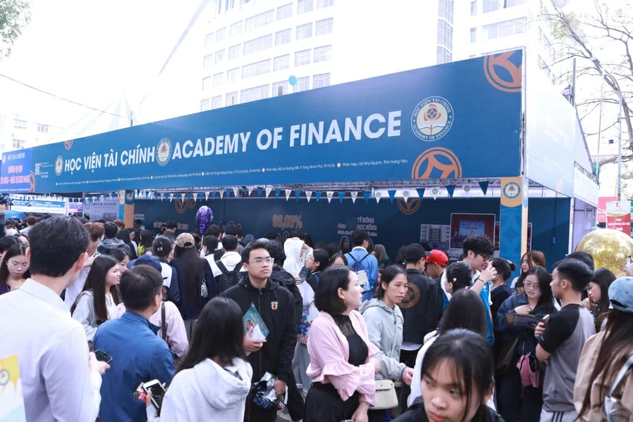 New opportunities for high-quality human resources in economic-financial sector New opportunities for high-quality human resources in economic-financial sector