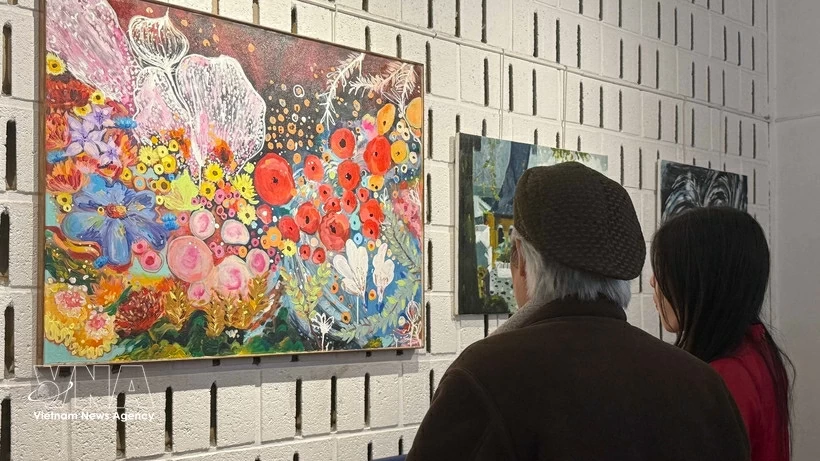 Vietnamese Embassy in Israel advises citizens to comply with host country’s guidelines Vietnamese Embassy in Israel advises citizens to comply with host country’s guidelines