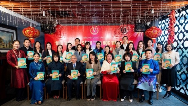 Global Network: The common home for Vietnamese language keepers