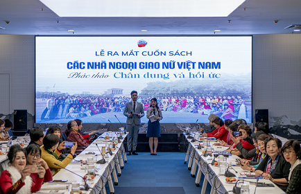 Launch of the book on portraits and memories of Vietnamese female diplomats