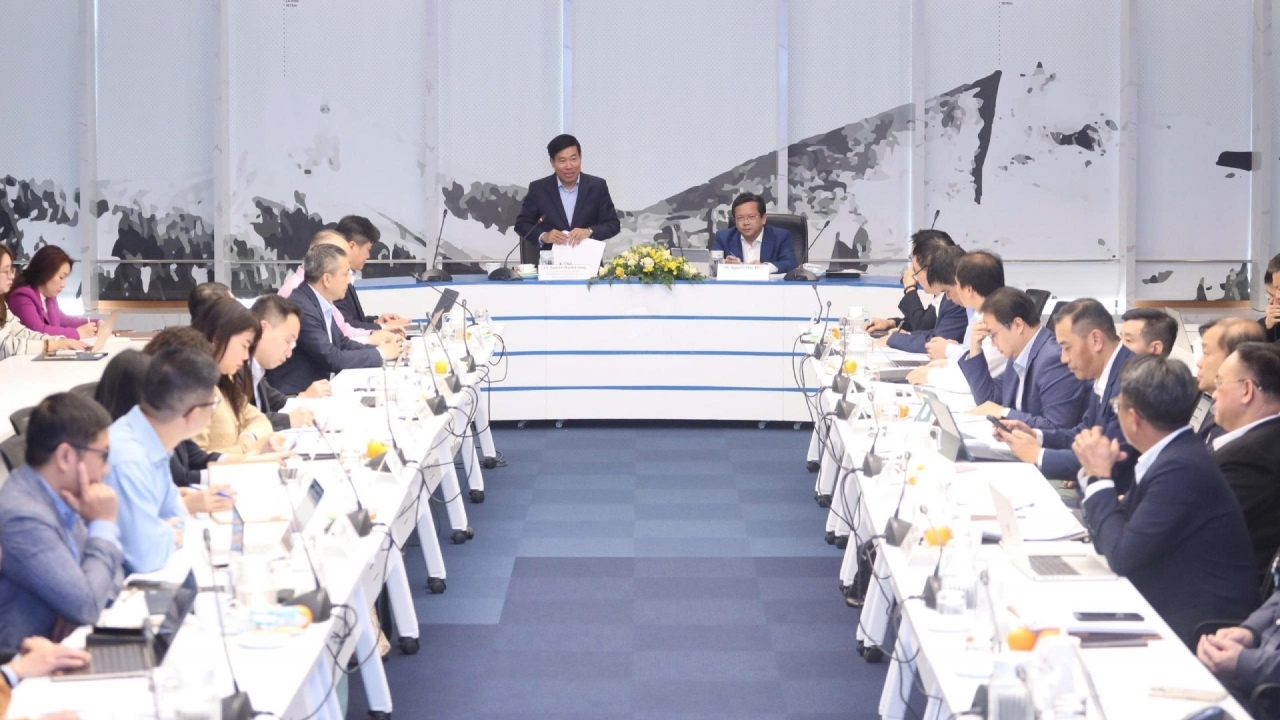 Discussion on National Growth and Development Models: Learning from International Experience for Vietnam