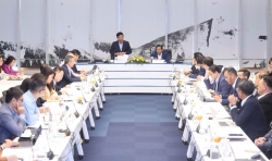 Discussion on National Growth and Development Models: Learning from International Experience for Vietnam