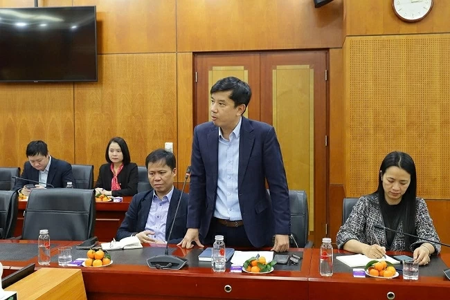 Heads of Vietnam's diplomatic missions abroad meet with Ministry of Home Affairs