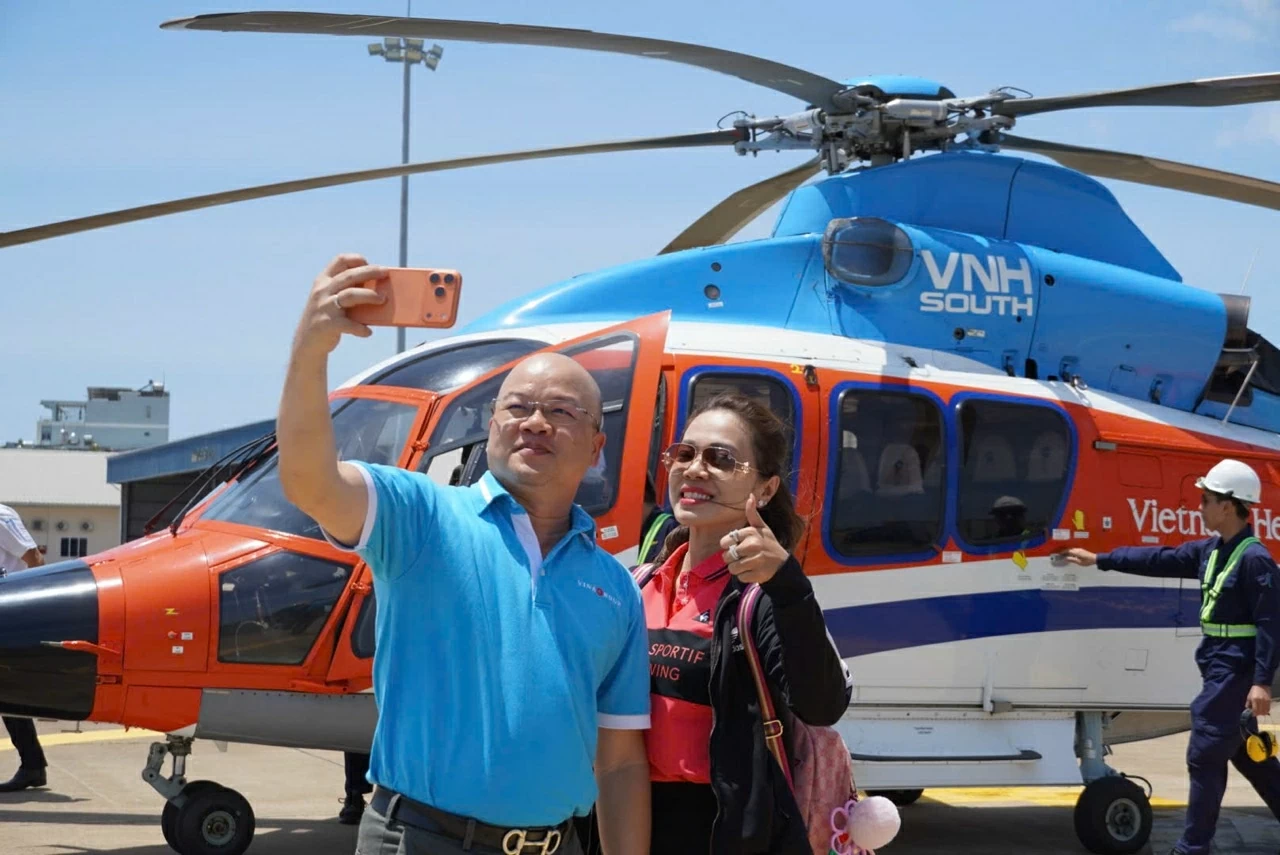 Experience helicopter tours over Ho Chi Minh City and Vung Tau