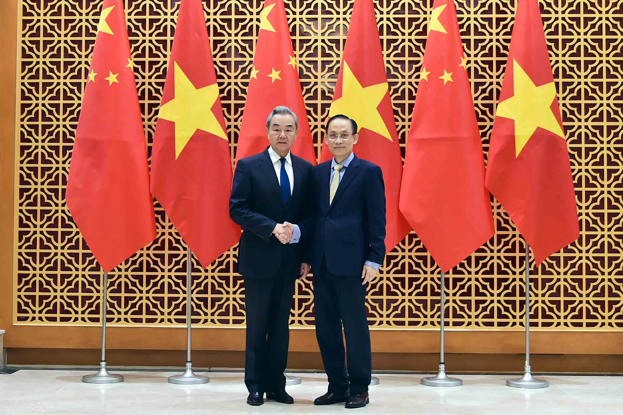 Politburo Member, FM Le Hoai Trung holds strategic dialogue with Politburo Member, Chinese Foreign Minister Wang Yi Politburo Member, FM Le Hoai Trung holds strategic dialogue with Politburo Member, Chinese Foreign Minister Wang Yi