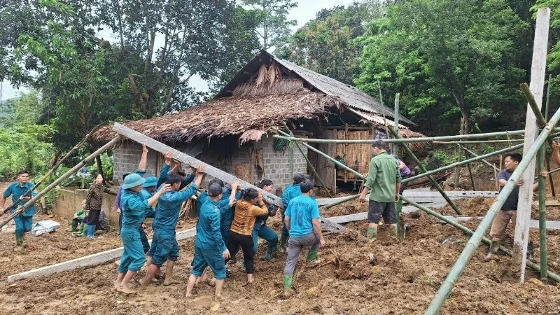 Promoting social welfare to ensure people's right to enjoy development achievements