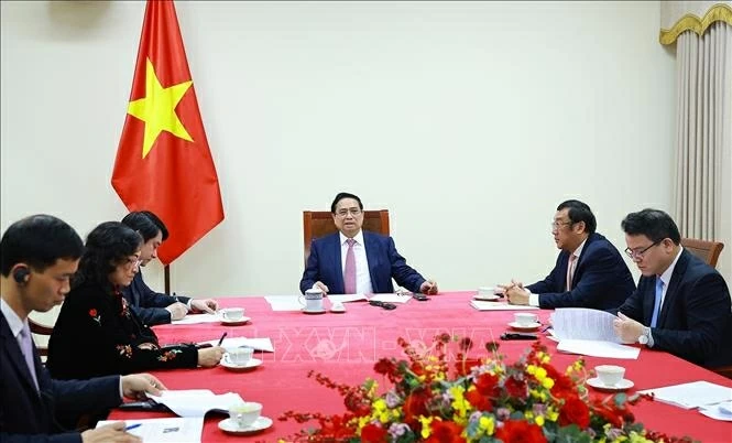 Prime Minister Pham Minh Chinh holds phone talks with Angolan President Joao Manuel Goncalves Lourenco