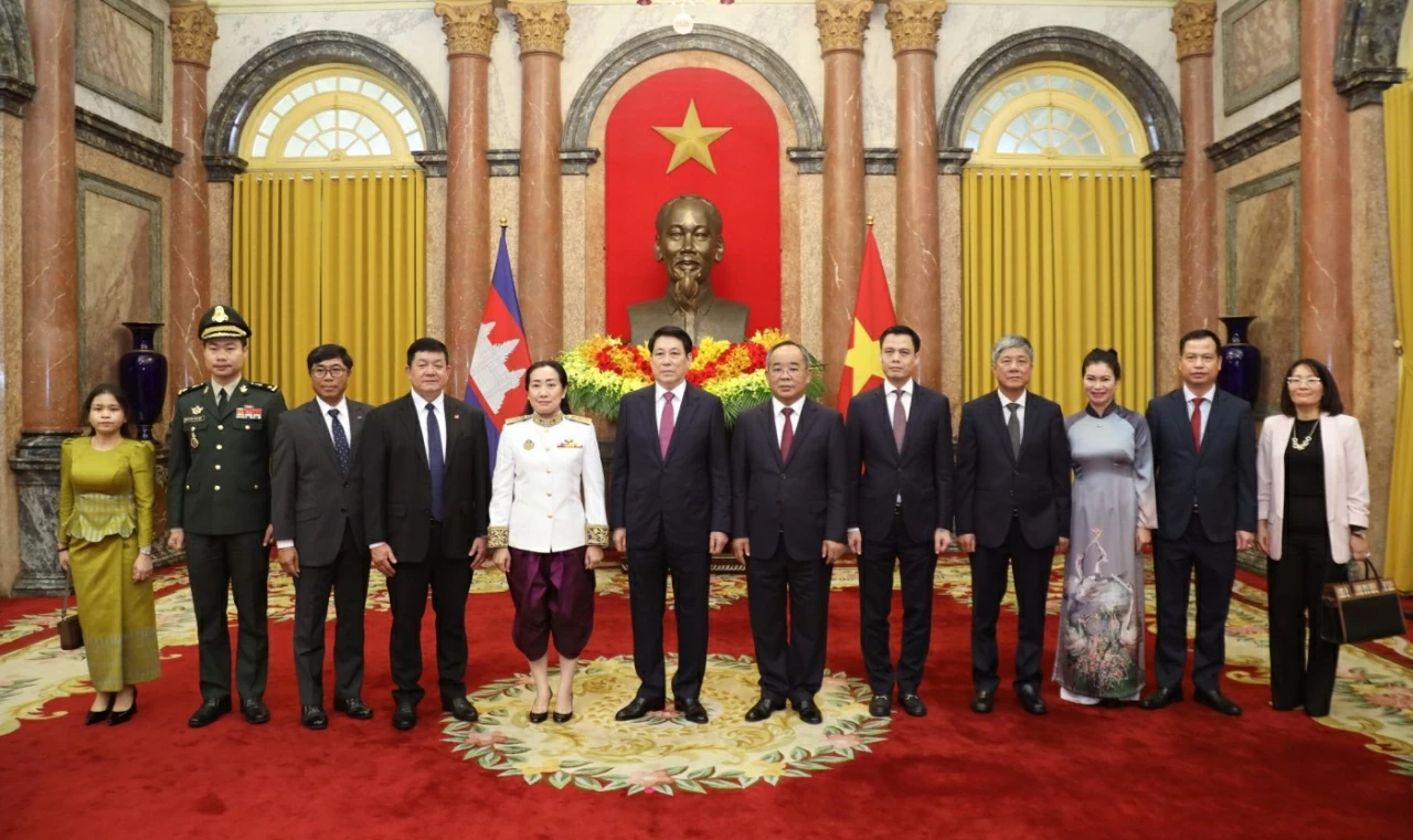 President Luong Cuong receives Credentials from new Ambassadors President Luong Cuong receives Credentials from new Ambassadors