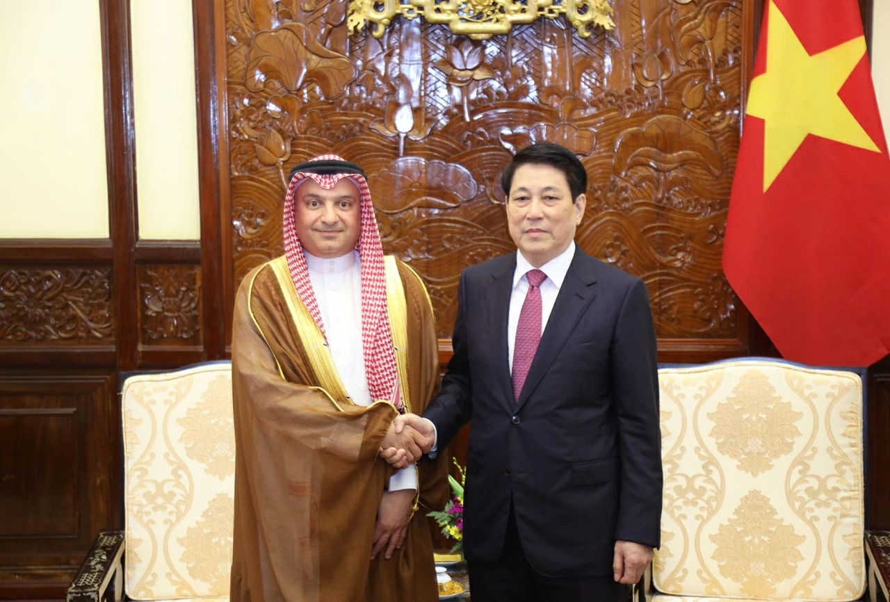 President Luong Cuong receives Credentials from new Ambassadors President Luong Cuong receives Credentials from new Ambassadors