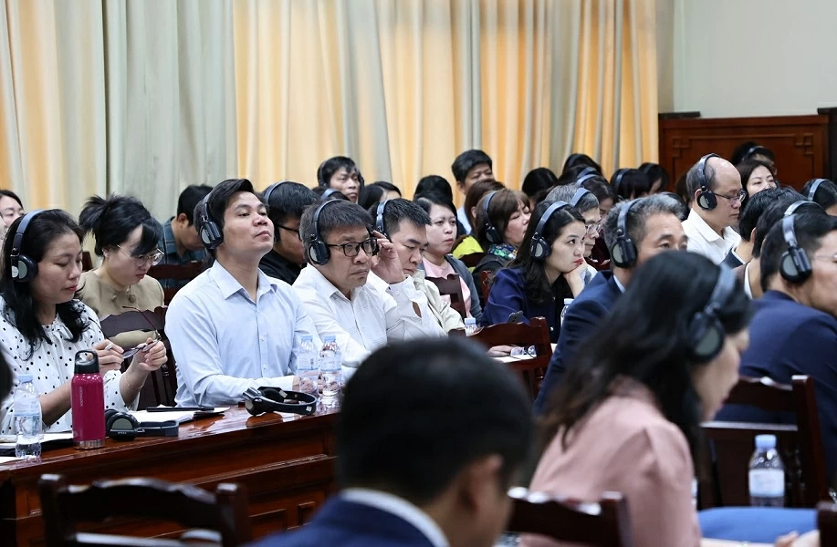 Digital-era governance: Nordic approaches provide practical insights for Vietnam. Digital-era governance: Nordic approaches provide practical insights for Vietnam.