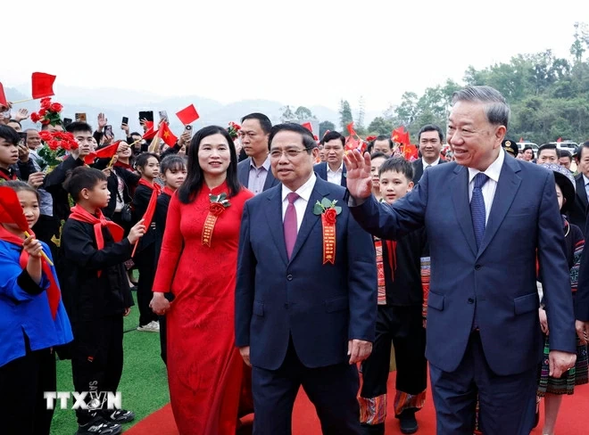 General Secretary To Lam: Transforming boarding schools into 'soft landmarks' for border education