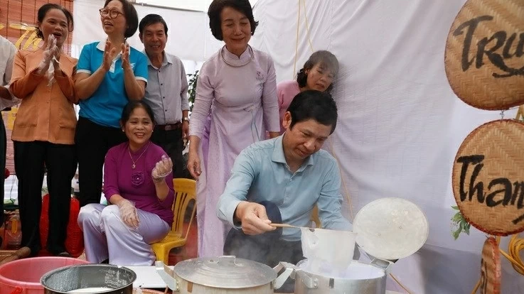 Thanh Tri Rice Paper Making recognized as National Intangible Cultural Heritage