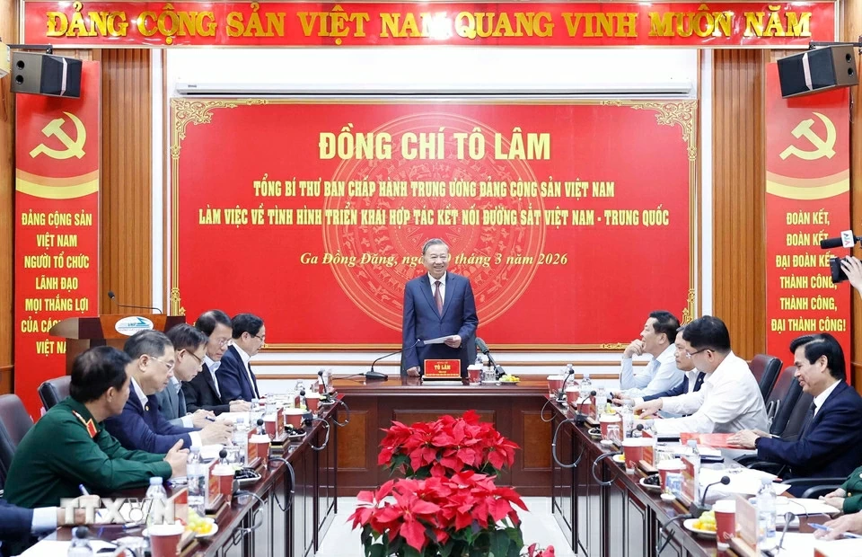 Party General Secretary To Lam chairs a meeting on Vietnam-China railway connection