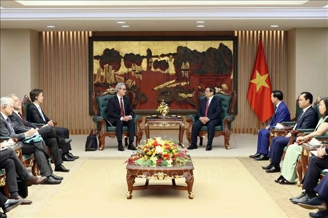 Prime Minister Pham Minh Chinh receives EU Inspection delegation on combating IUU fishing