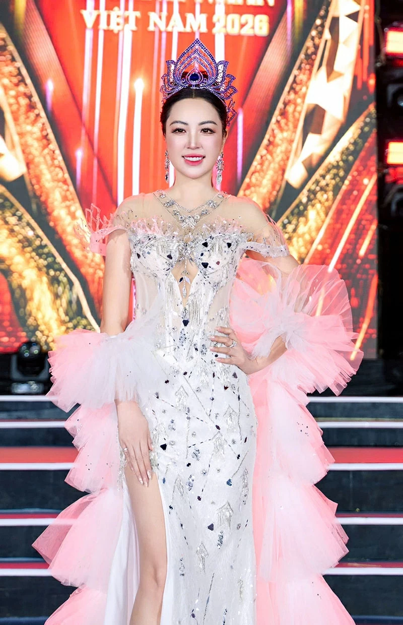 Miss Hoang Thu Thuy and her journey redefining the modern businesswoman