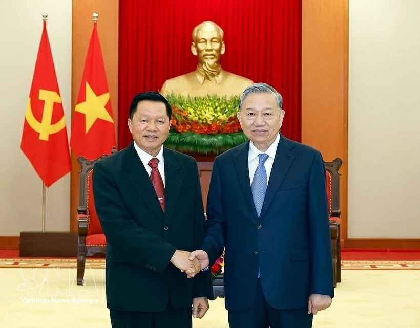 Party General Secretary To Lam hosts Lao Public Security Minister in Hanoi Party General Secretary To Lam hosts Lao Public Security Minister in Hanoi