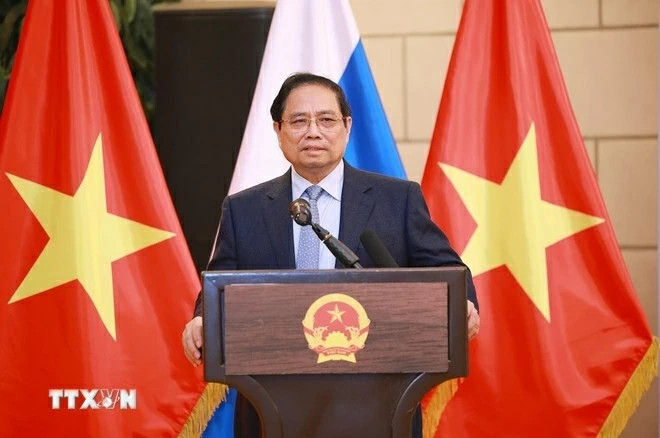 Prime Minister Pham Minh Chinh meets Vietnamese community in Russia