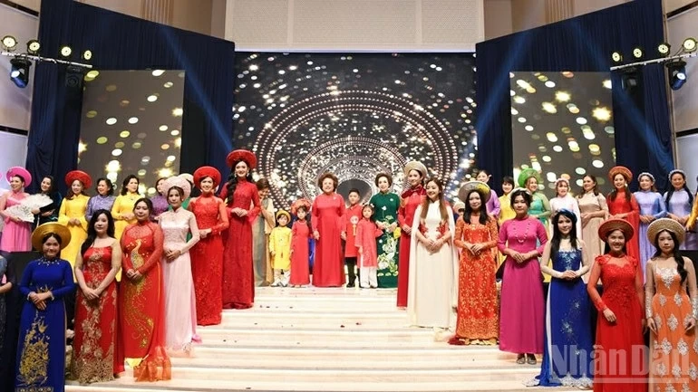 Inauguration of new President of Vietnamese Association in Thailand: Strengthening community unity, promoting Vietnam-Thailand relations Inauguration of new President of Vietnamese Association in Thailand: Strengthening community unity, promoting Vietnam-Thailand relations