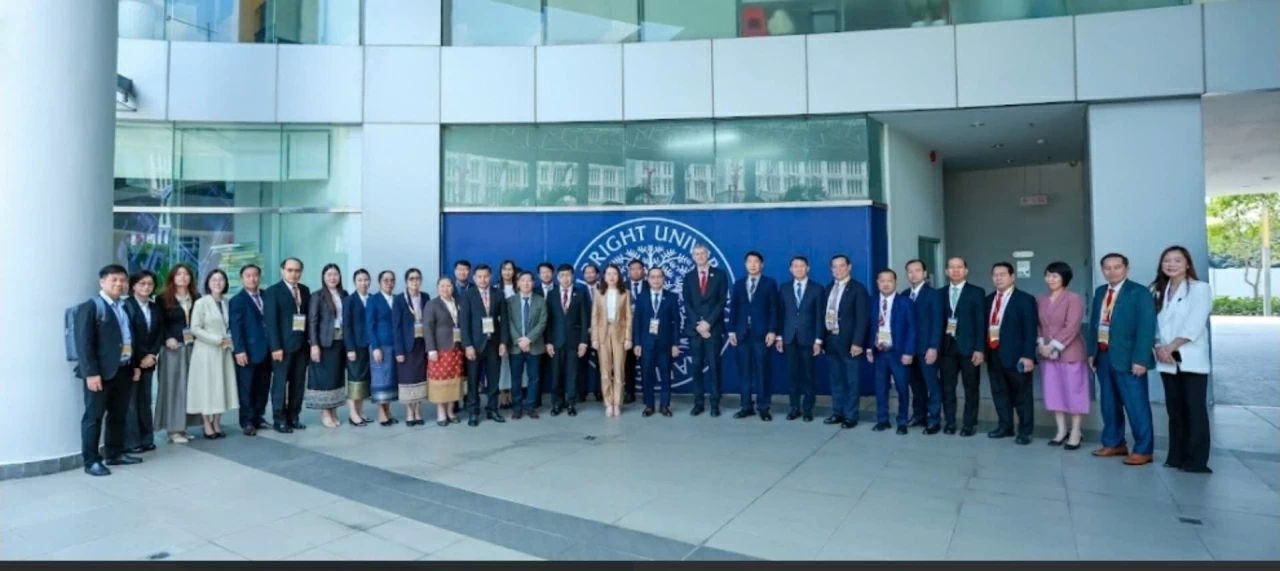 Deputy FM Nguyen Minh Hang: Affirming the bond, companionship, and strategic cooperation between Vietnam and Laos Deputy FM Nguyen Minh Hang: Affirming the bond, companionship, and strategic cooperation between Vietnam and Laos