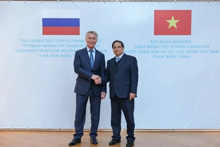 PM Pham Minh Chinh receives Novatek Chairman, promotes cooperation on key LNG projects