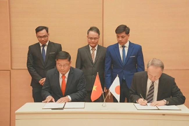 Japan provides non-refundable aid for various projects in Vietnam