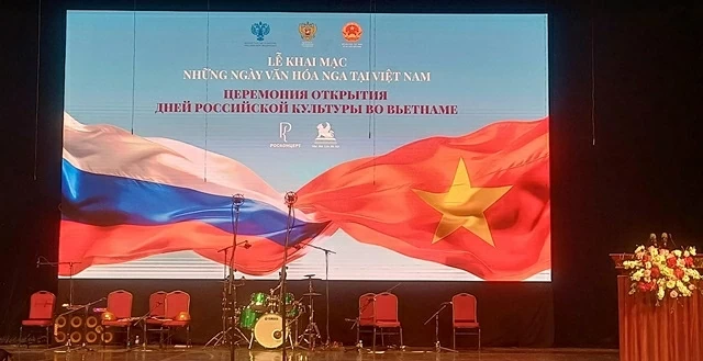Hanoi inaugurates opening ceremony of the Russian Cultural Days