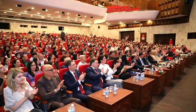 Hanoi inaugurates opening ceremony of the Russian Cultural Days Hanoi inaugurates opening ceremony of the Russian Cultural Days