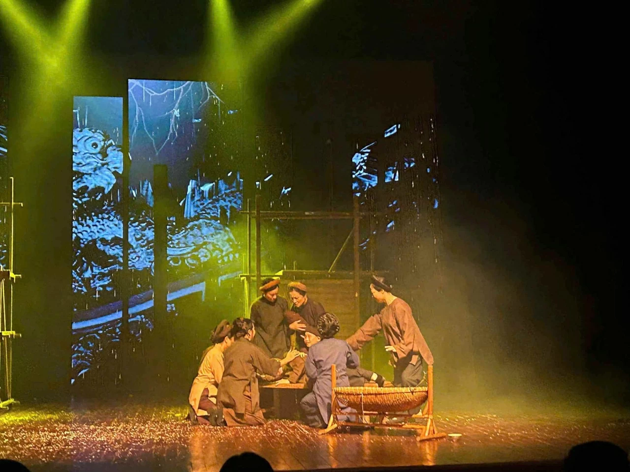 When youth join hands to spread national cultural values