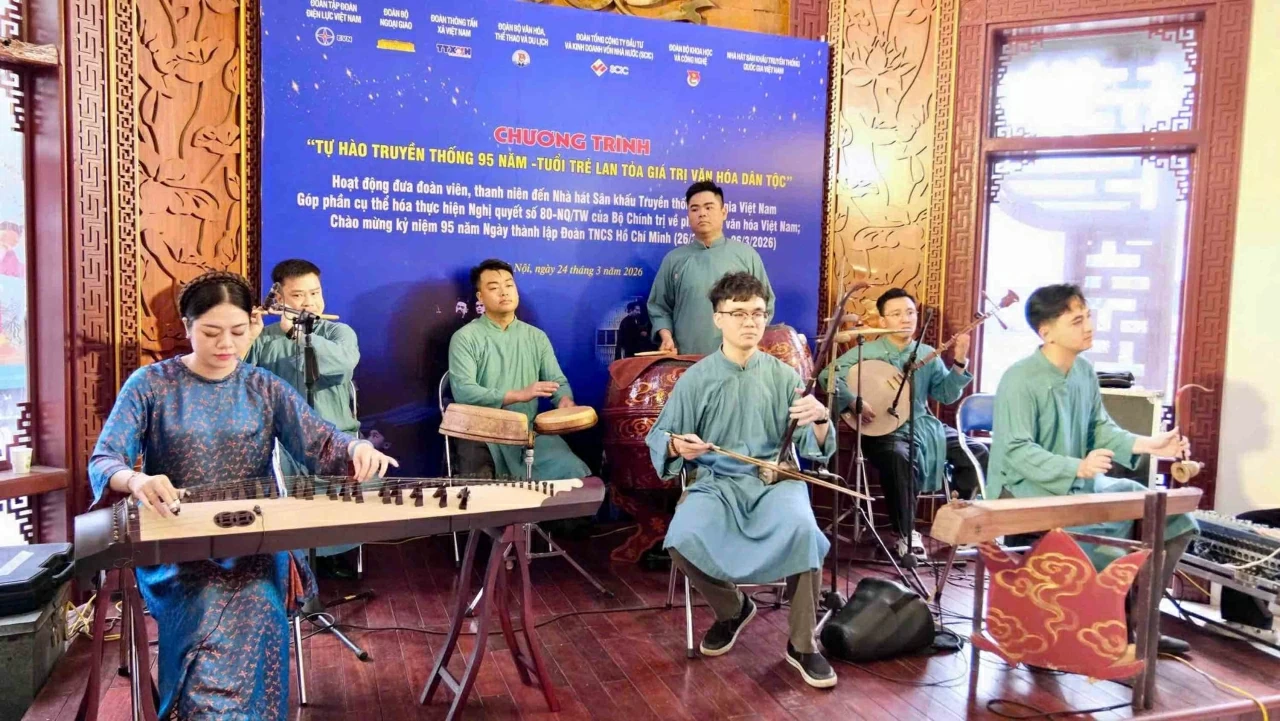 When youth join hands to spread national cultural values