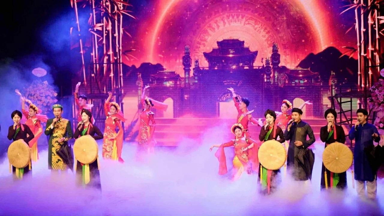 When youth join hands to spread national cultural values