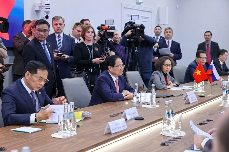 Prime Minister Pham Minh Chinh meets with Secretary of Russian Security Council in Moscow