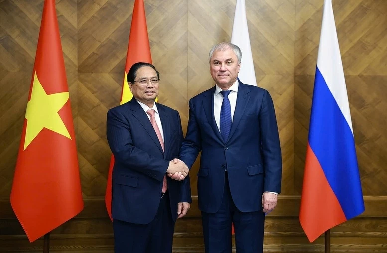 Prime Minister Pham Minh Chinh meets with Chairman of Russian State Duma Vyacheslav Volodin