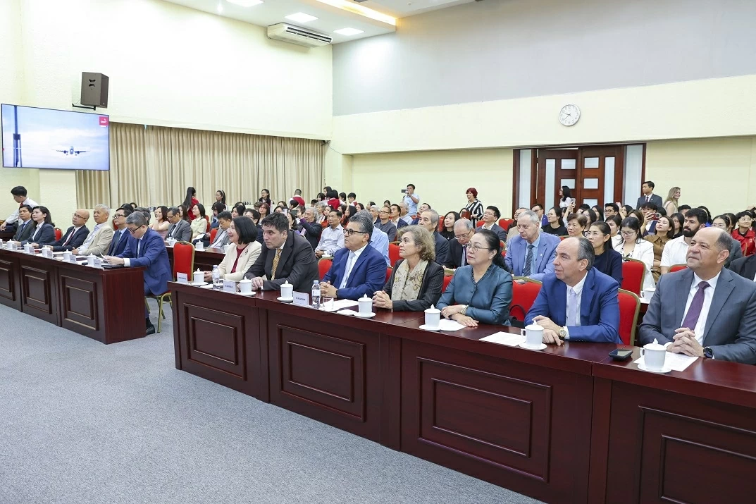 55th anniversary ceremony: Friendship meeting to strengthen traditional relations between Vietnam and Chile