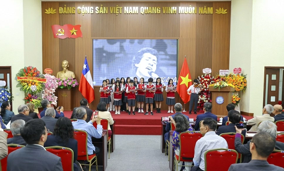 55th anniversary ceremony: Friendship meeting to strengthen traditional relations between Vietnam and Chile