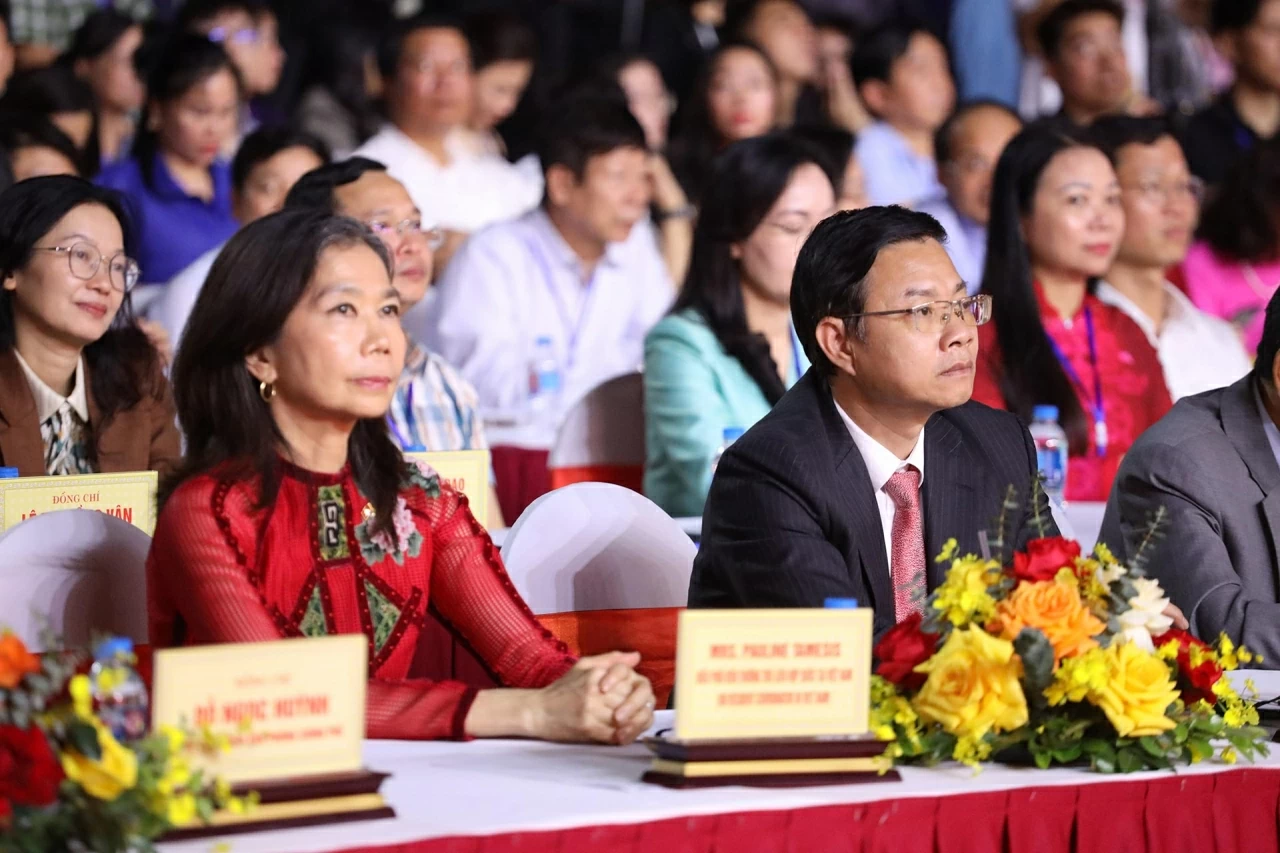 Bac Ninh receives UNESCO recognition for Dong Ho Folk Painting craft