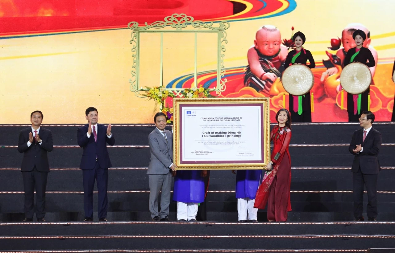 Bac Ninh receives UNESCO recognition for Dong Ho Folk Painting craft