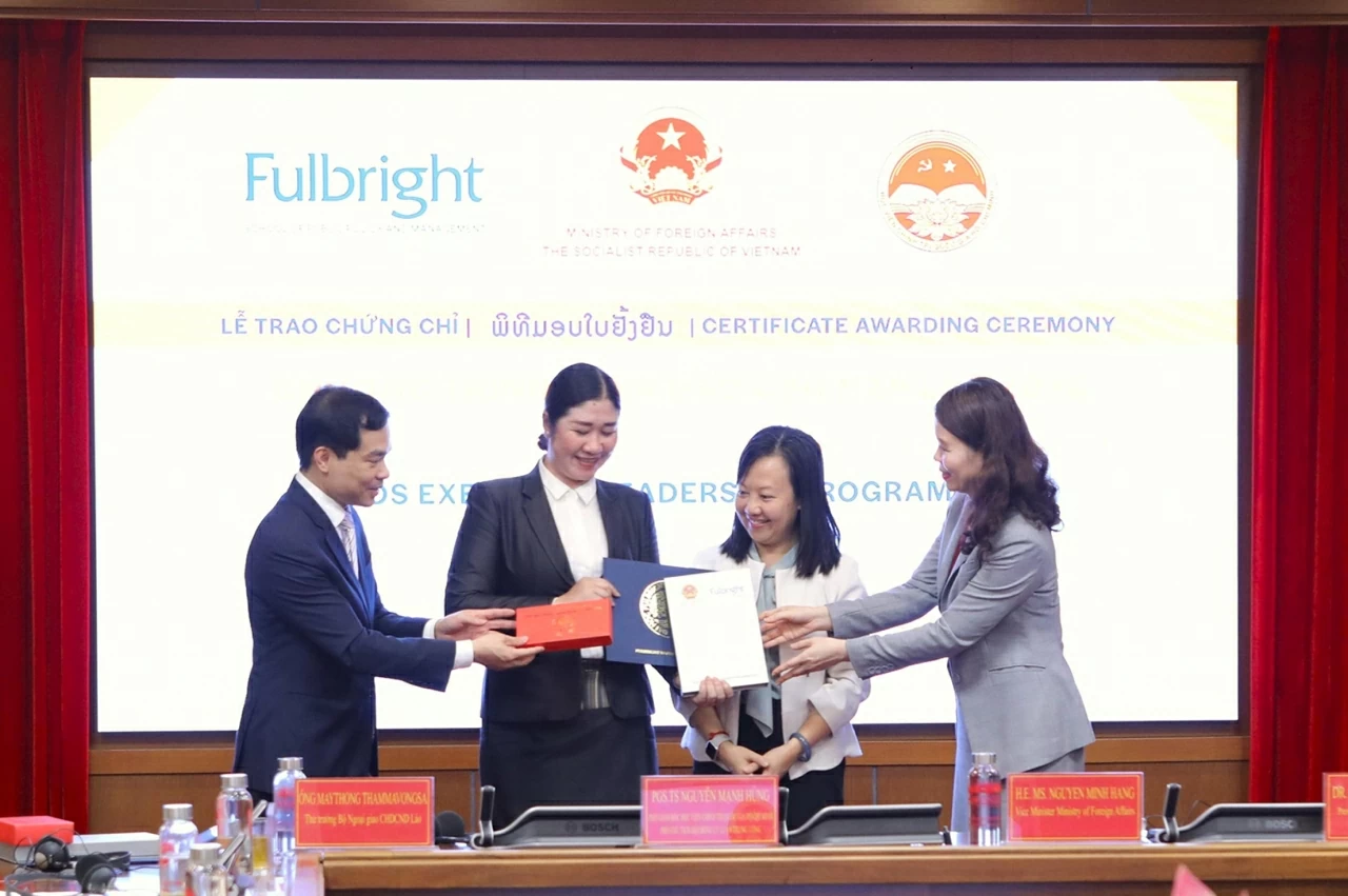 Closing ceremony of Laos Leadership Programme held in Vietnam for the first time Closing ceremony of Laos Leadership Programme held in Vietnam for the first time