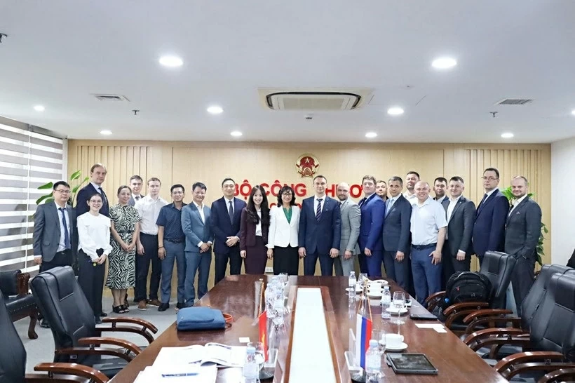 Deputy Minister of Industry and Trade holds working session with Deputy Governor of Russia’s Tyumen Region Deputy Minister of Industry and Trade holds working session with Deputy Governor of Russia’s Tyumen Region