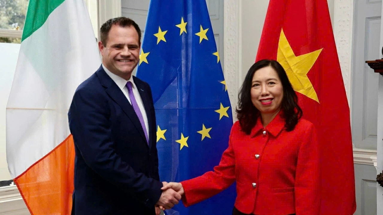 Deputy FM Le Thi Thu Hang visits Ireland to promote bilateral cooperation