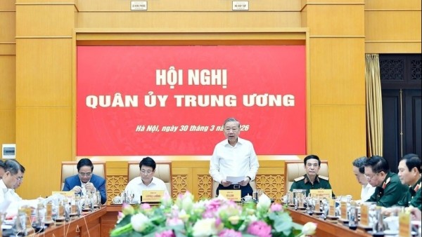 General Secretary To Lam chairs Central Military Commission's meeting in Hanoi