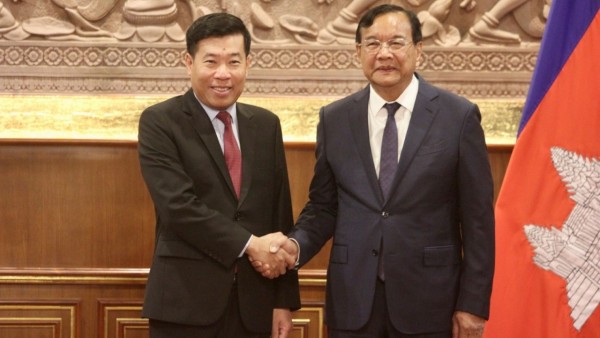Party Central Committee Member, Deputy Foreign Minister Nguyen Manh Cuong visits Cambodia