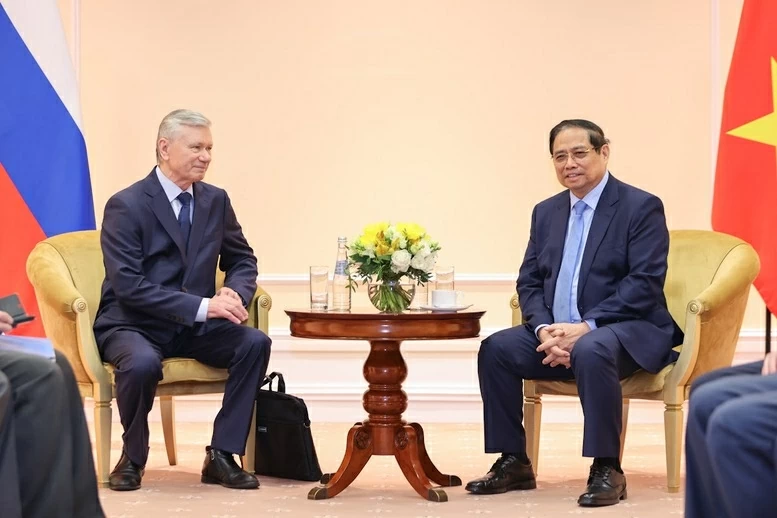 Prime Minister Pham Minh Chinh receives leaders of Russia–Vietnam Friendship Association, Russian War Veterans