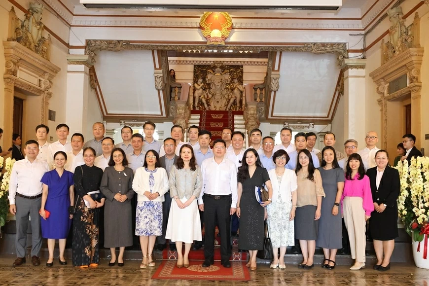 Economic Diplomacy: A strategic launchpad for Ho Chi Minh City and Southern Region integration in the new era Economic Diplomacy: A strategic launchpad for Ho Chi Minh City and Southern Region integration in the new era