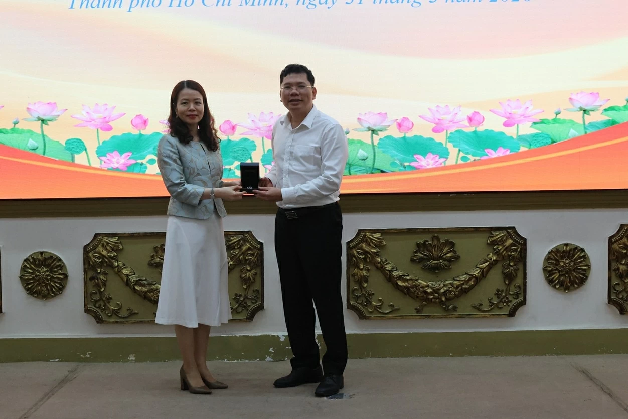 Economic Diplomacy: A strategic launchpad for Ho Chi Minh City and Southern Region integration in the new era Economic Diplomacy: A strategic launchpad for Ho Chi Minh City and Southern Region integration in the new era