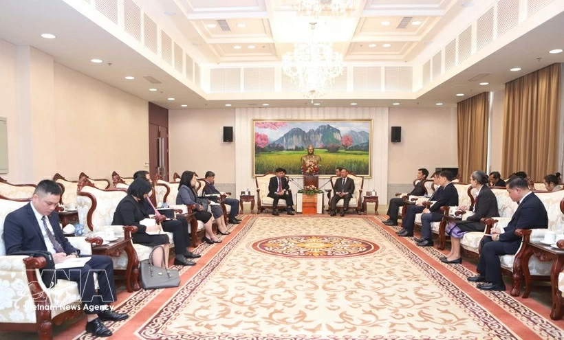 Party Central Committee Member, Deputy FM Nguyen Manh Cuong pays a working visit to Laos